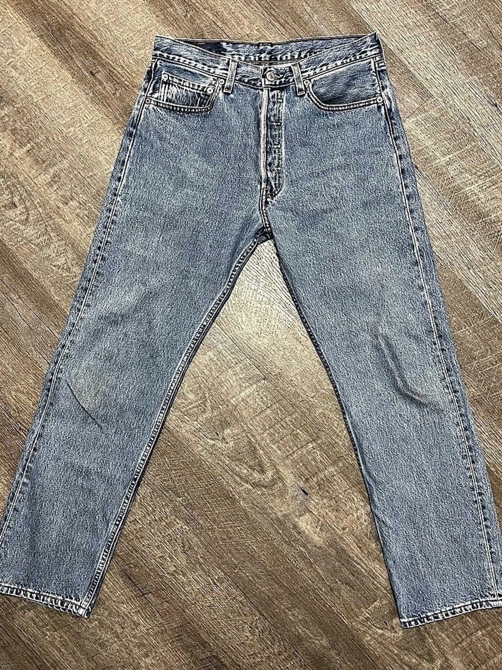 Vintage Levi's 501 Blue Jeans Mens 32x30 Made in USA Button Fly 90s Faded Denim